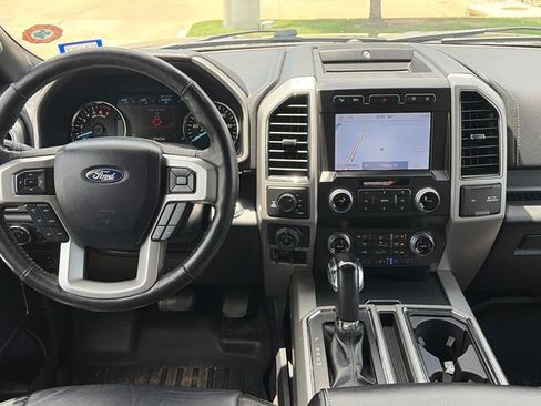 Used 2020 Ford F150 Lariat w/ Equipment Group 502A Luxury AWD/4WD image 13