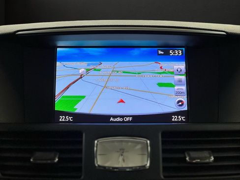 Used 2019 INFINITI Q70 L 5.6 AWD/4WD image 24