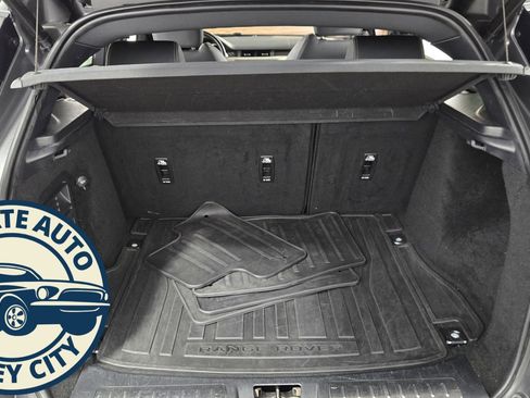 Used 2018 Land Rover Range Rover Evoque HSE Dynamic image 32