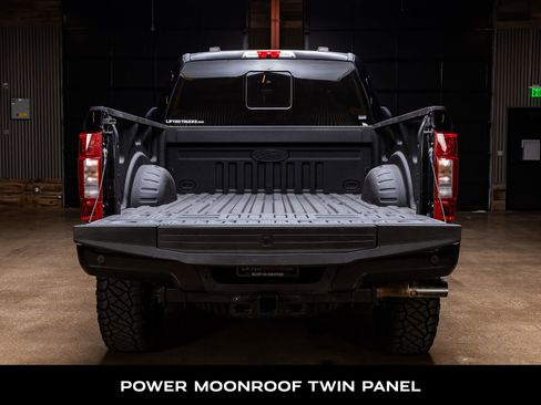 Used 2022 Ford F250 Lariat w/ Tremor Off-Road Package image 8