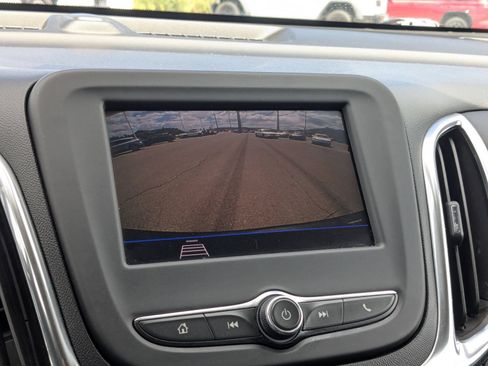 Used 2020 Chevrolet Equinox LT FWD image 22