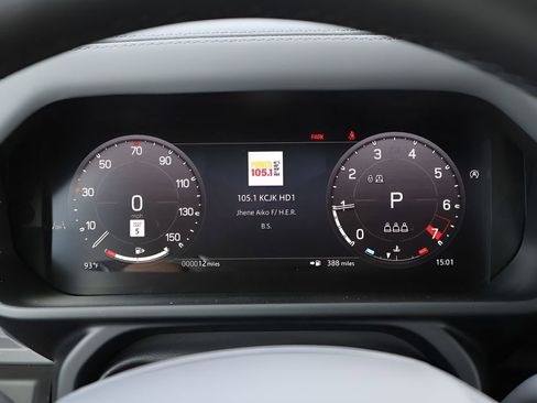 New 2026 Land Rover Defender 110 X-Dynamic SE AWD/4WD image 28