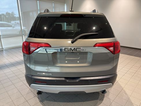 Used 2019 GMC Acadia SLT FWD image 4