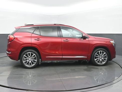 Used 2023 GMC Terrain Denali AWD/4WD image 6