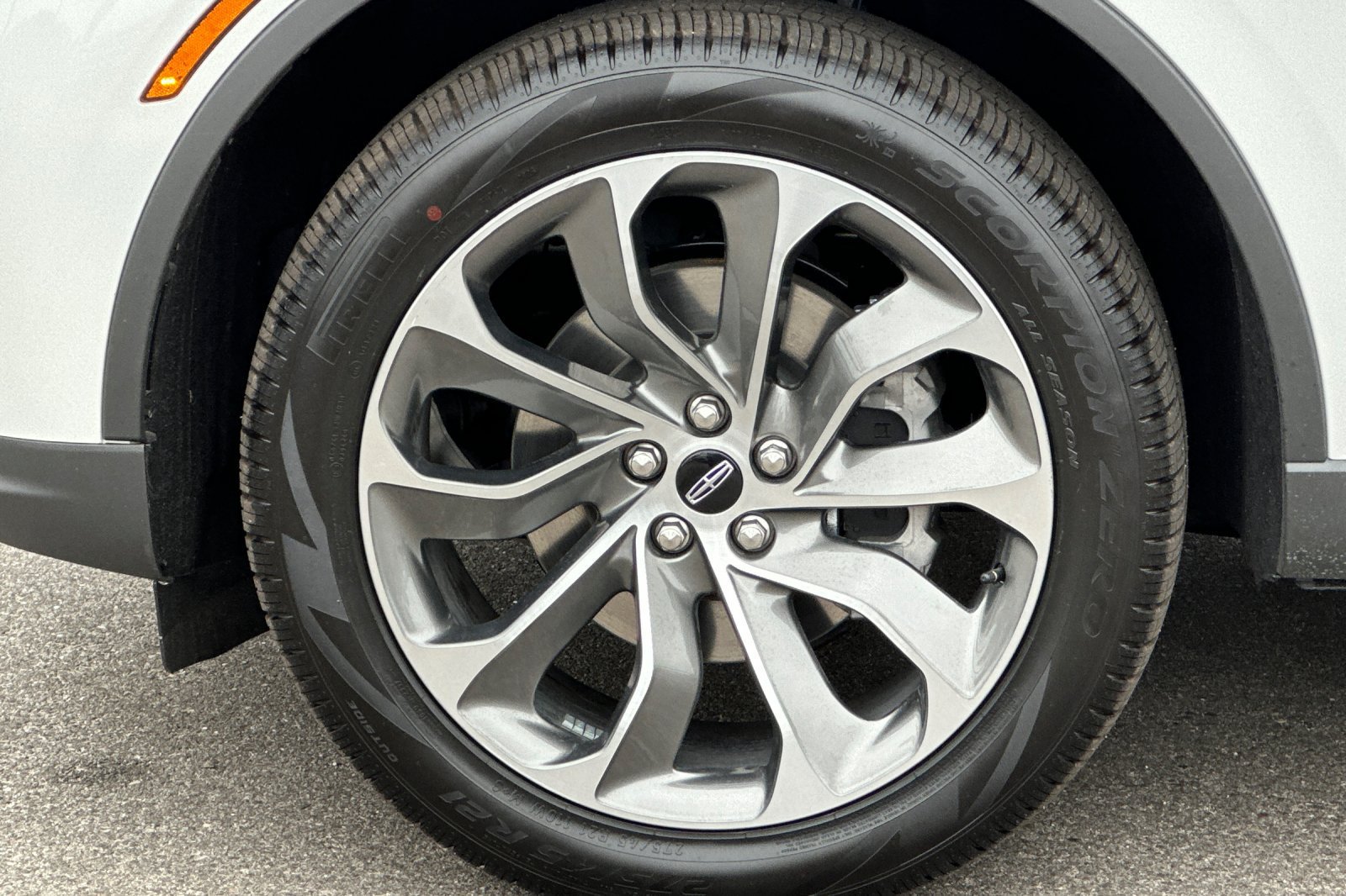 New 2026 Lincoln Aviator Reserve AWD/4WD image 25