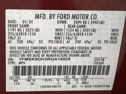 Used 2024 Ford Explorer XLT w/ Equipment Group 202A AWD/4WD image 29