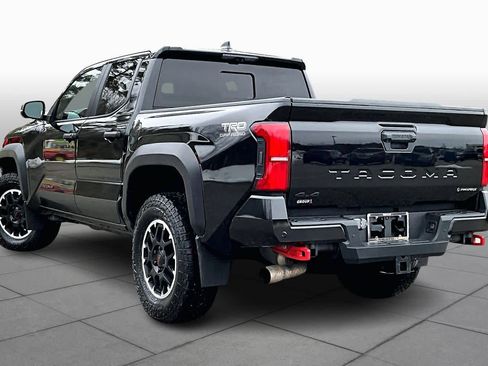 Used 2024 Toyota Tacoma TRD Off-Road w/ TRD Off Road Premium Package image 11