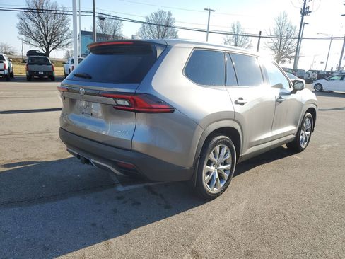 New 2026 Toyota Grand Highlander Limited image 4