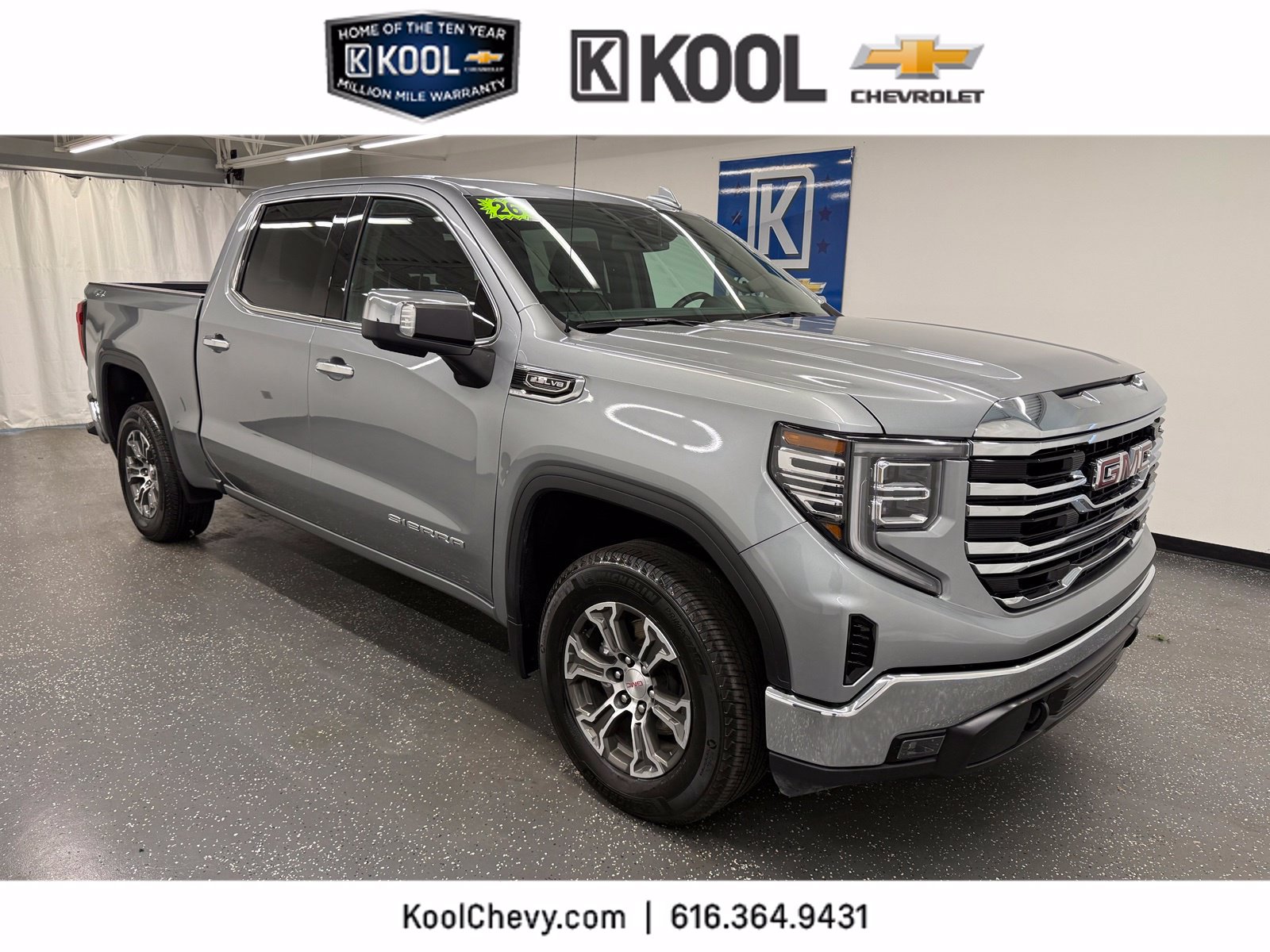 Used 2026 GMC Sierra 1500 SLT AWD/4WD image 1