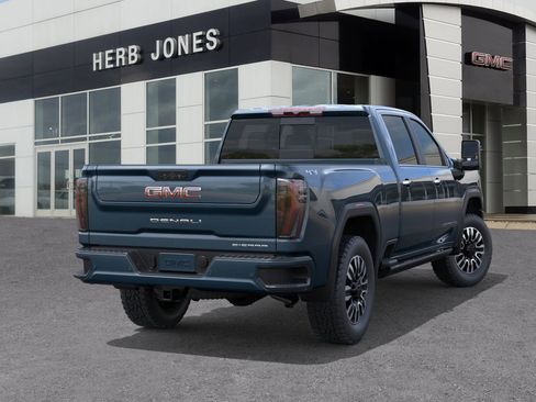 New 2026 GMC Sierra 2500 Denali Ultimate image 4