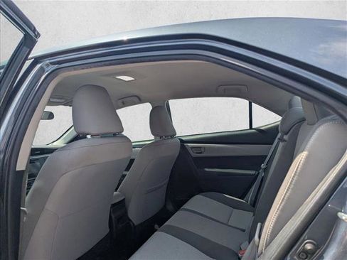 Used 2018 Toyota Corolla LE FWD image 13