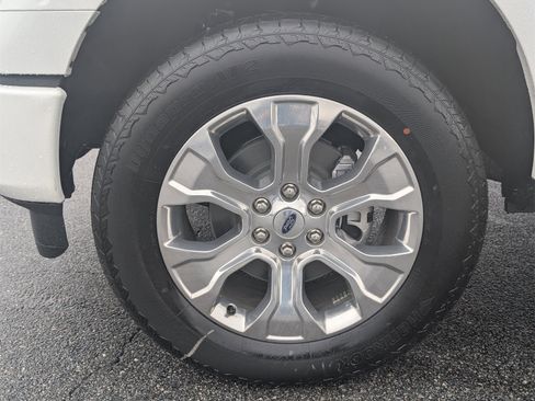 New 2026 Ford F150 Platinum w/ Equipment Group 701A Base image 13