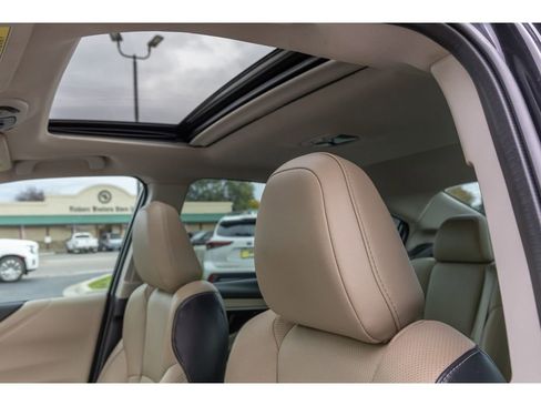 Certified 2022 Subaru Legacy Limited image 17