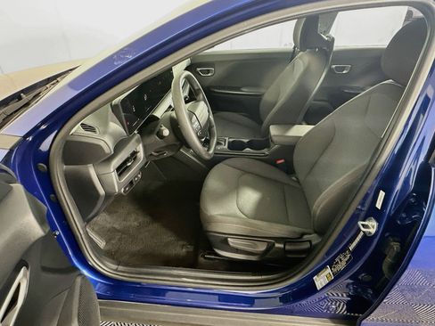 Used 2025 Kia K4 FWD image 13