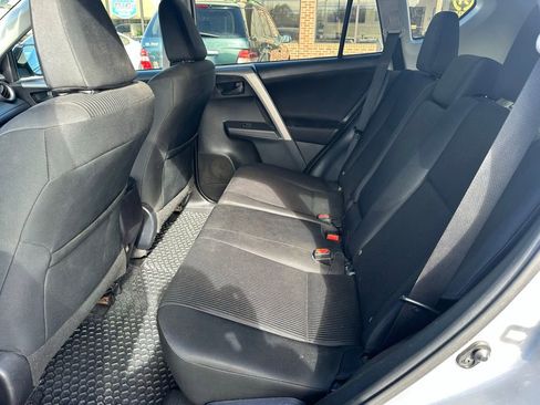 Used 2016 Toyota RAV4 LE image 16