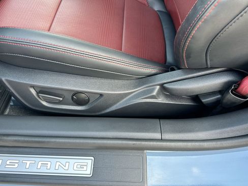 Used 2025 Ford Mustang GT Premium RWD image 12