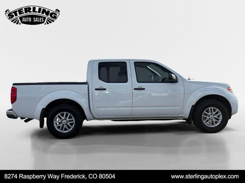 Used 2019 Nissan Frontier SV image 6