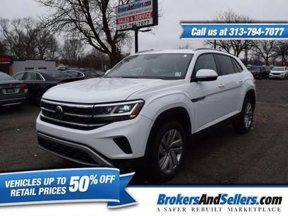 Used 2020 Volkswagen Atlas Cross Sport SE w/ Panoramic Sunroof Package