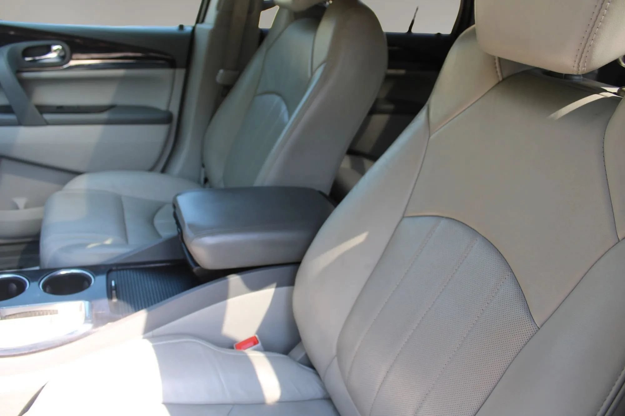 Used 2015 Buick Enclave Premium w/ Experience Buick Package FWD image 15