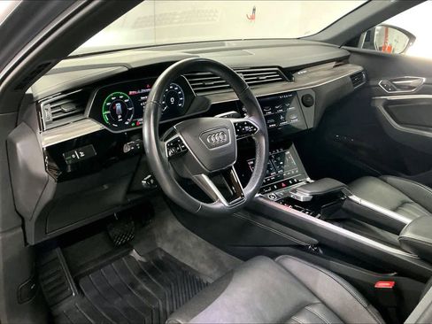 Certified 2024 Audi Q8 e-tron Prestige w/ Prestige Package image 17