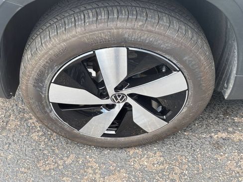 Used 2026 Volkswagen Taos S AWD/4WD image 27