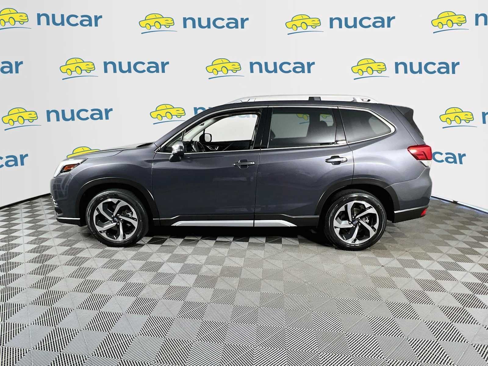 Used 2023 Subaru Forester Touring AWD/4WD image 4