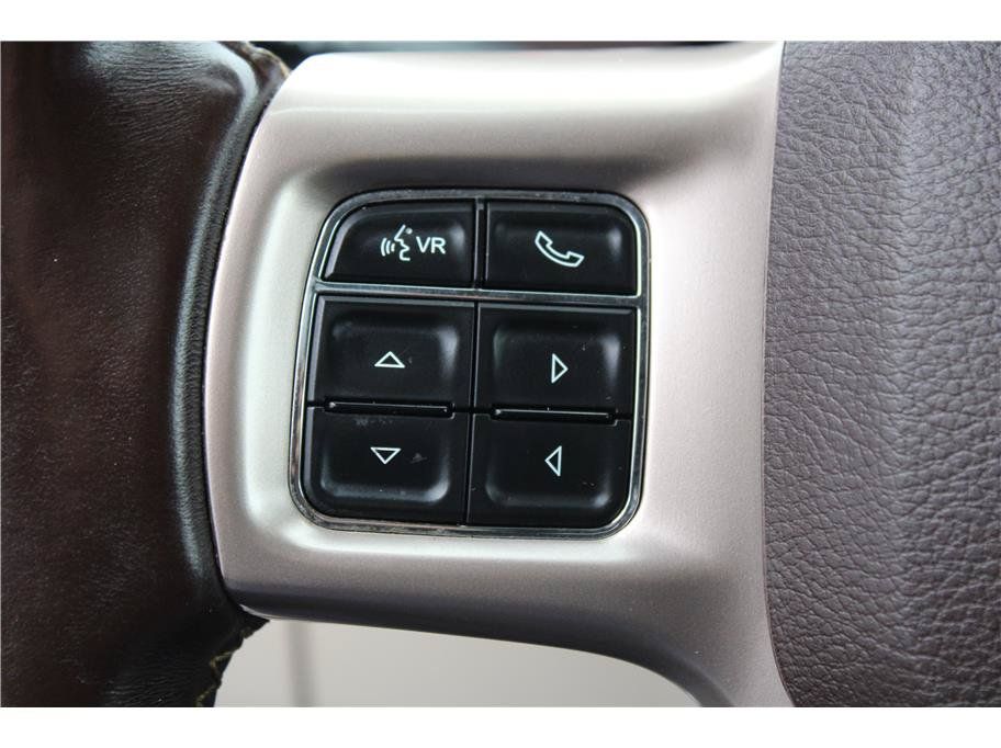 Used 2015 RAM 1500 Laramie Longhorn w/ Convenience Group AWD/4WD image 18