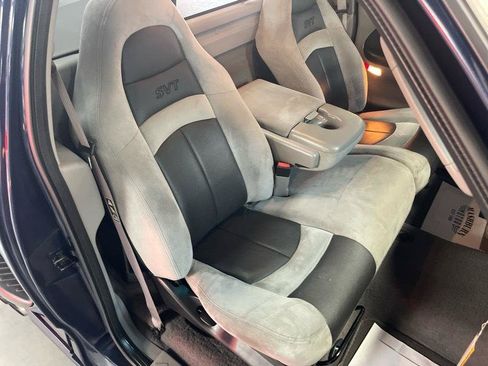 Used 2002 Ford F150 Lightning RWD image 78