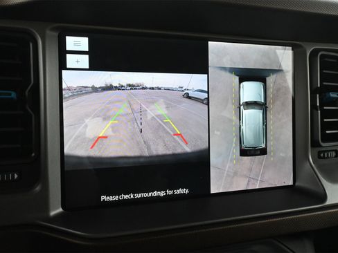 Used 2023 Ford Bronco Outer Banks image 13