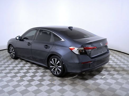 Used 2024 Honda Civic EX image 9