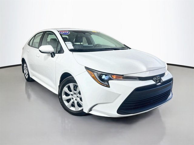 Used 2026 Toyota Corolla LE FWD image 2