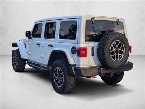 Used 2025 Jeep Wrangler Unlimited Rubicon w/ Safety Group AWD/4WD image 7