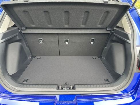 New 2025 Hyundai Venue Limited image 30