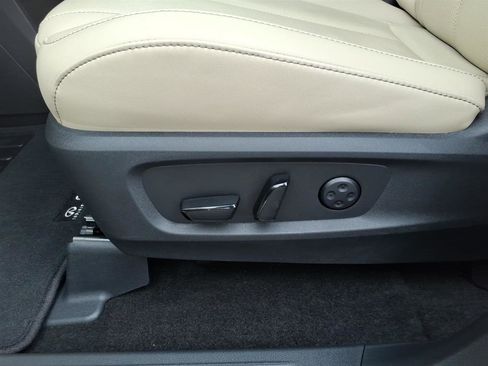 Used 2025 INFINITI QX60 Luxe w/ Lighting Package (N94) image 7