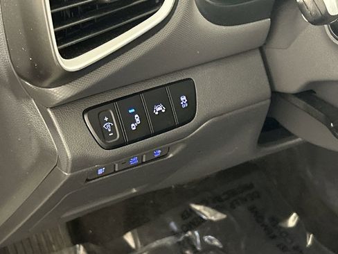 Used 2018 Hyundai Ioniq Limited image 14