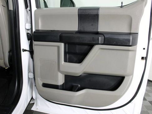 Used 2020 Ford F350 XL w/ Power Equipment Group image 28