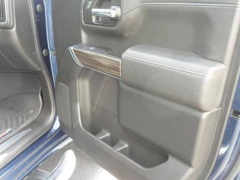 Used 2021 Chevrolet Silverado 1500 RST AWD/4WD image 40