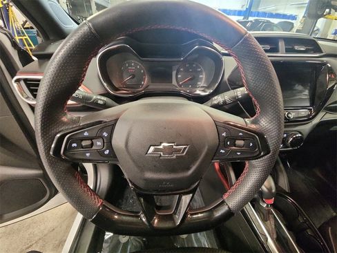 Certified 2023 Chevrolet TrailBlazer RS w/ Sun and Liftgate Package image 15