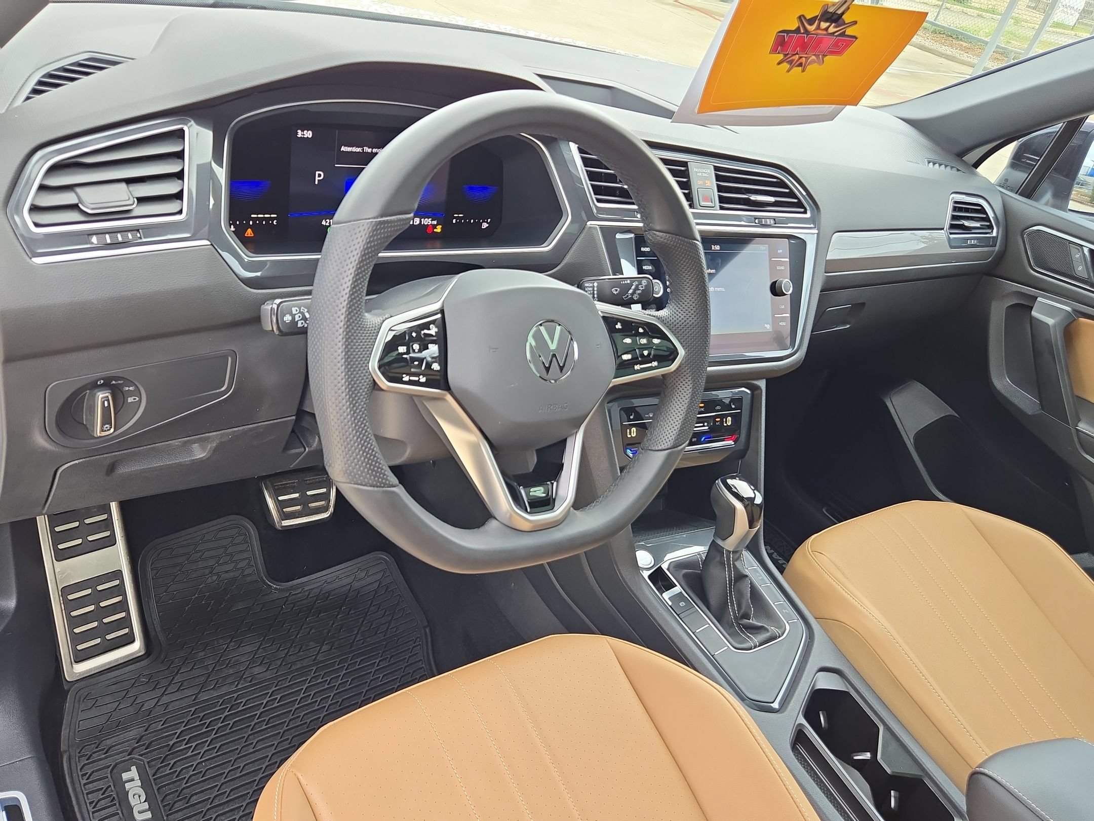 Used 2022 Volkswagen Tiguan SE R-Line FWD image 10