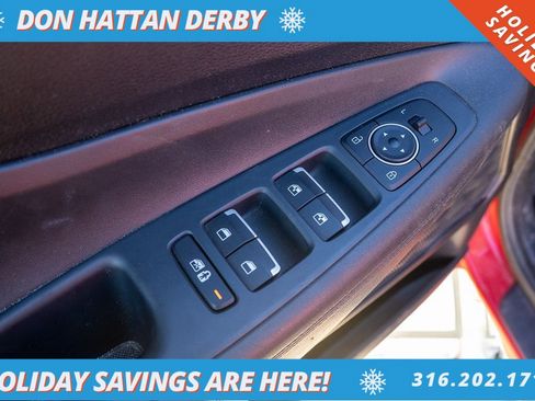 Used 2023 Hyundai Santa Fe SEL image 17