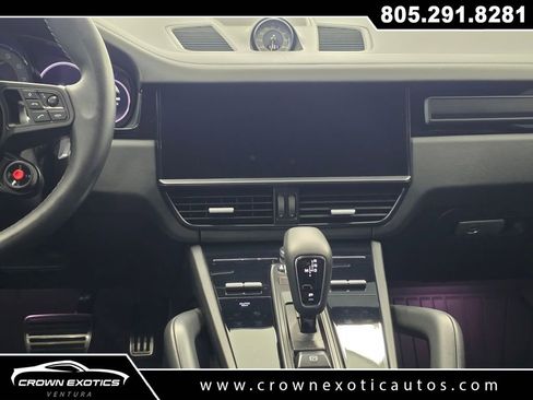 Used 2022 Porsche Cayenne Turbo GT image 16