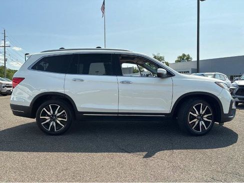 Used 2019 Honda Pilot Touring image 5