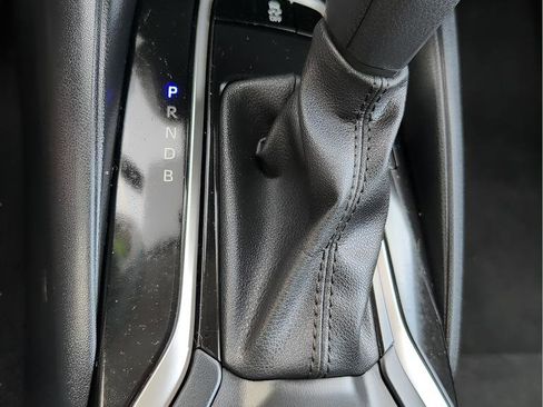 Used 2023 Toyota Corolla LE image 30