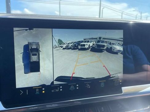 Certified 2024 Chevrolet Silverado 2500 LTZ w/ LTZ Convenience Package AWD/4WD image 25