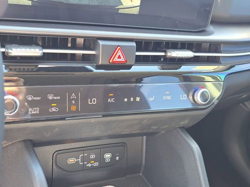 New 2026 Kia Sportage SX FWD image 26