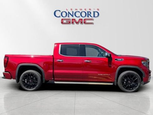 Used 2023 GMC Sierra 1500 Denali AWD/4WD image 3