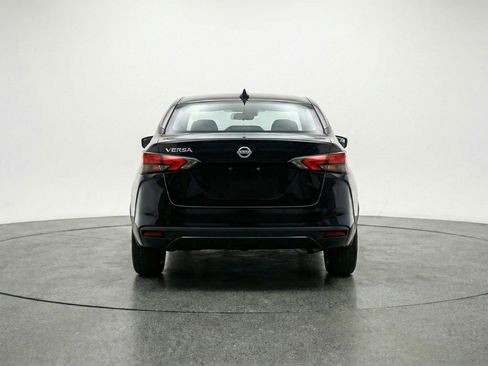 Used 2025 Nissan Versa SV image 7