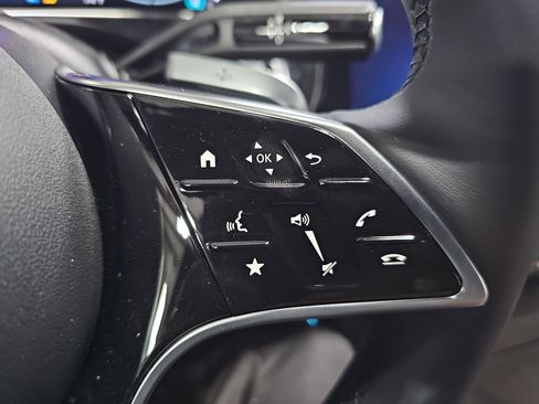 New 2026 Mercedes-Benz E 450 4MATIC Sedan image 18