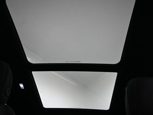 New 2026 Buick Enclave Sport Touring w/ Super Cruise Package image 17