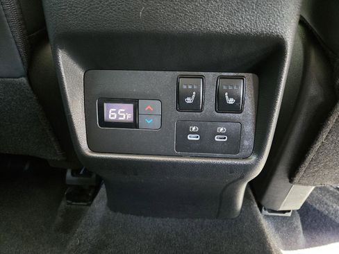Used 2025 Nissan Rogue Platinum w/ Platinum Premium Package AWD/4WD image 31